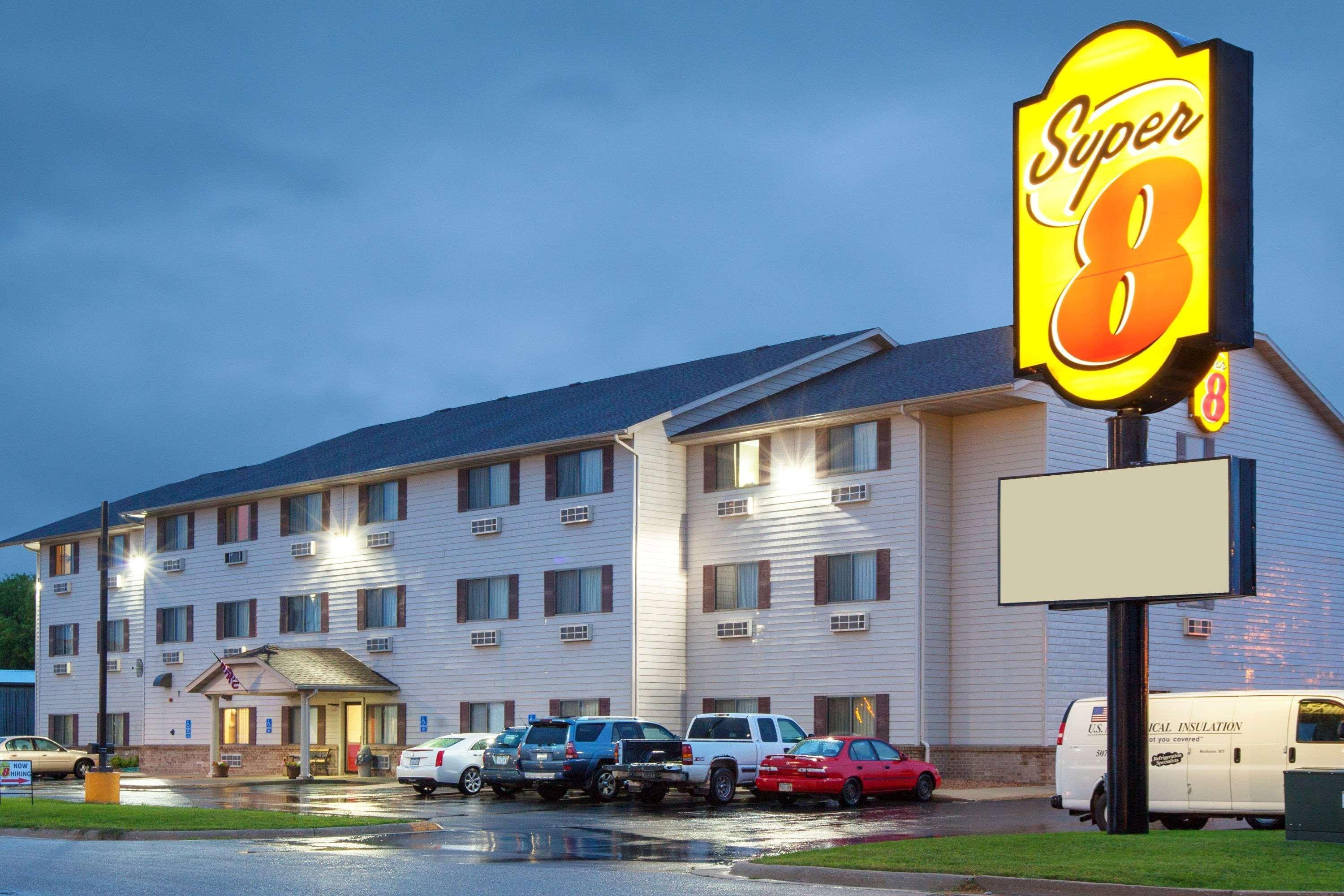 Super 8 By Wyndham מייסון סיטי מראה חיצוני תמונה